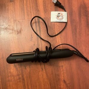 SEDU Black Hair Straightener